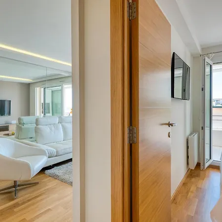 Sea View With Swimming Pool - Happy Appartamento Golfe Juan