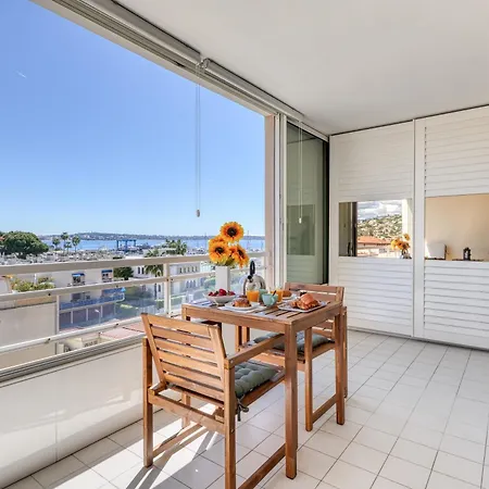 Sea View With Swimming Pool - Happy *